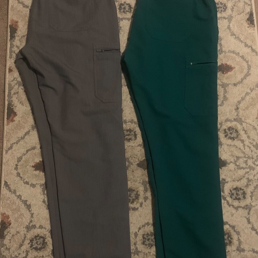Medium Figs Yola Scrub Pants